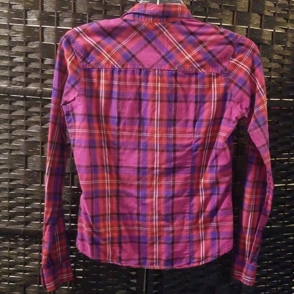 (🏷2/20)Pink Plaid L/S Shirt - Picture 2 of 5